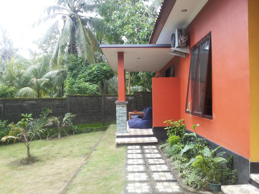Gede'S Homestay Tejakula Exteriör bild